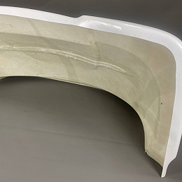 01 Новый спойлер на крышу с дефектом для а/м Газель, 2.0 (белый)